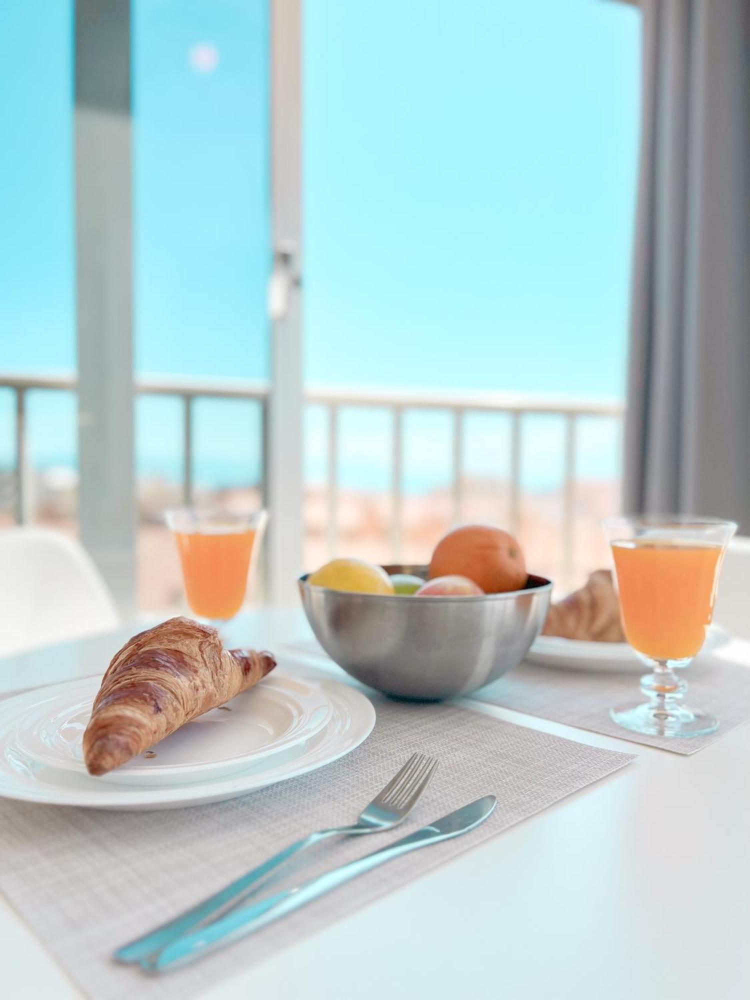 Palm Beach Aparment Sea Views 托雷莫利诺斯 外观 照片